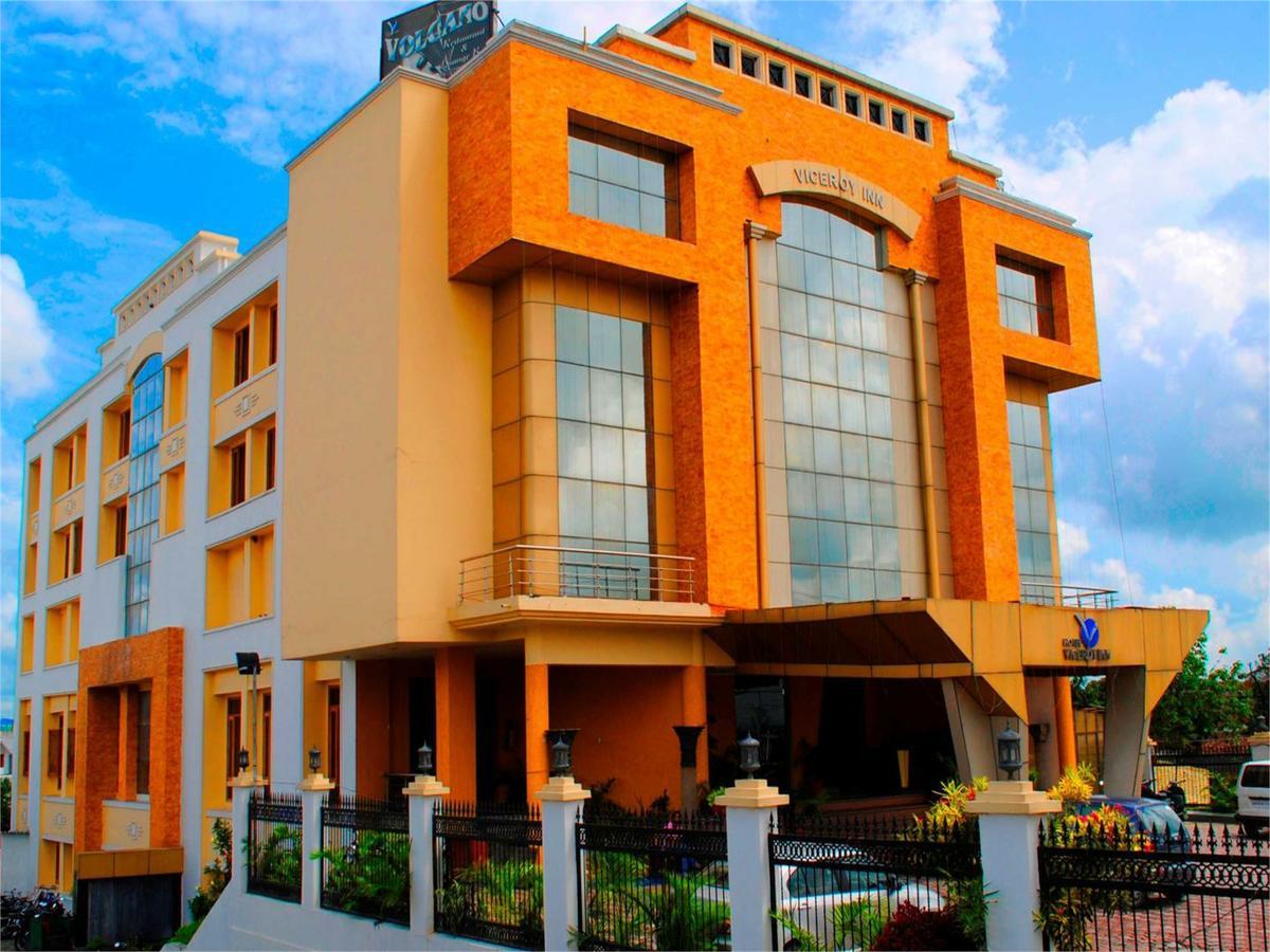 Viceroy Inn Dehradun Esterno foto