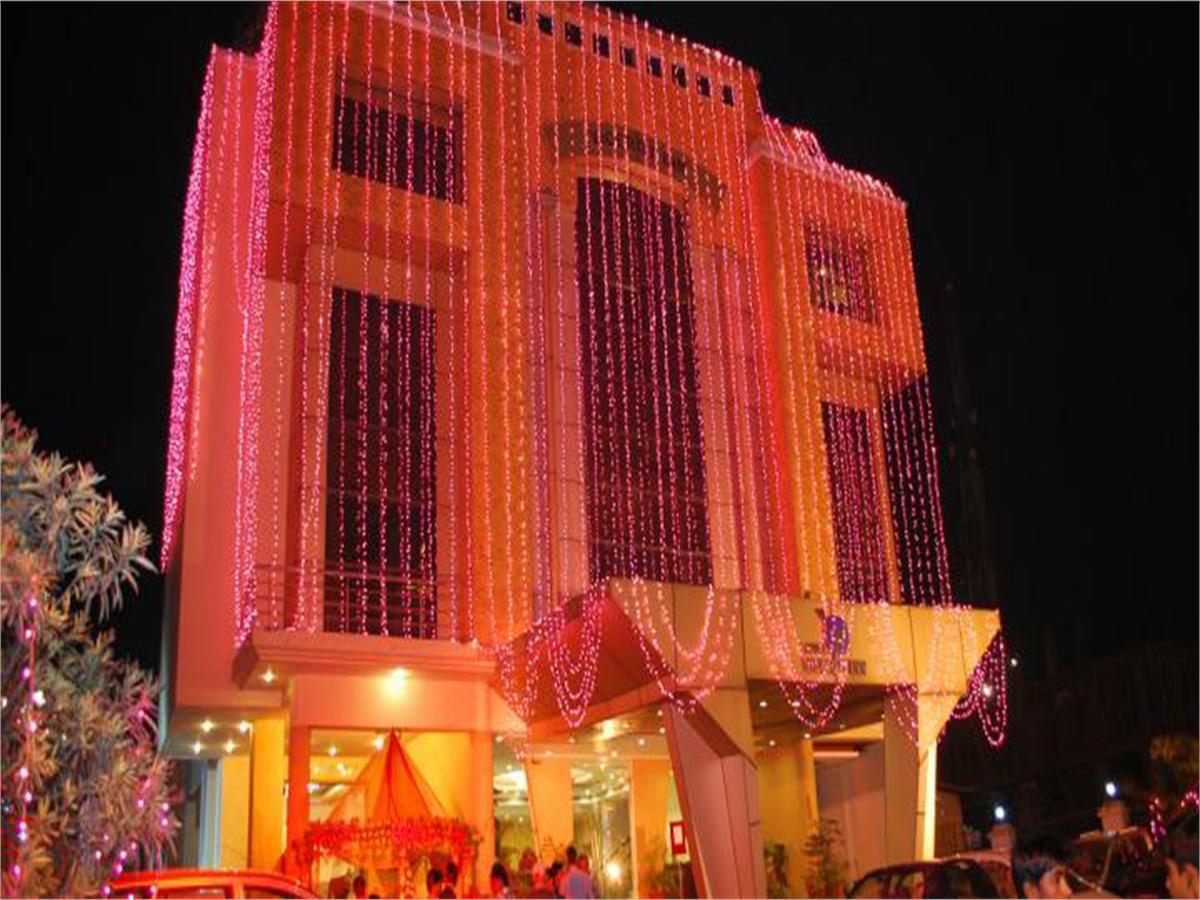 Viceroy Inn Dehradun Esterno foto